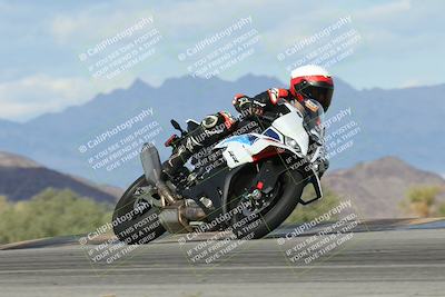 media/Nov-16-2025-Race Pace (Sun) [[8c5fa54630]]/Non Verified Riders (1st 20 Minutes)/7-Turn 9 Entry (210pm)/